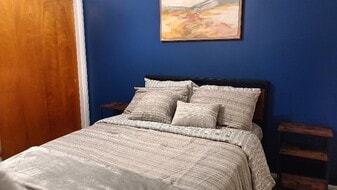 557 Laker Wy in Riverdale, UT - Building Photo