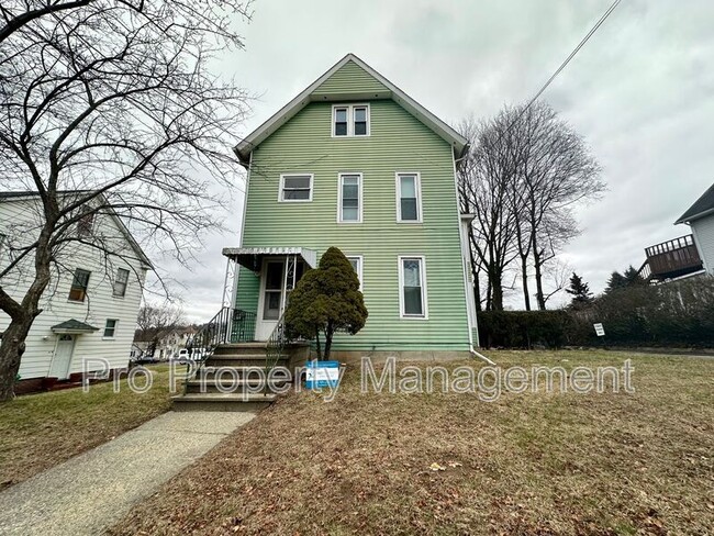 25A Fairfield Ave in Danbury, CT - Building Photo - Building Photo