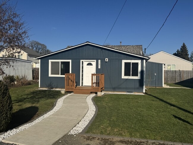 property at 33871 NE Blossom Dr