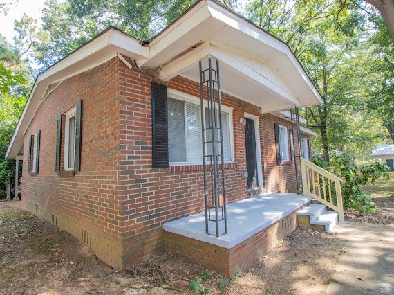 property at 1413 67th St Ens