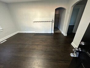 1103 Pershing St in High Point, NC - Building Photo - Building Photo