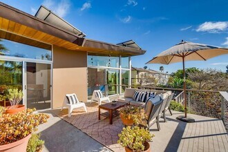 3066 Nile St in San Diego, CA - Foto de edificio - Building Photo