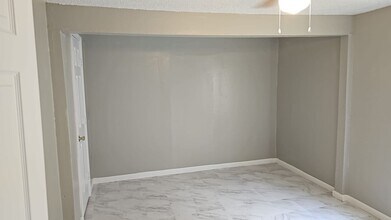 818 Veller Dr in Houston, TX - Building Photo - Building Photo