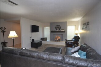 1389 Trane Rd in Bullhead City, AZ - Building Photo - Building Photo