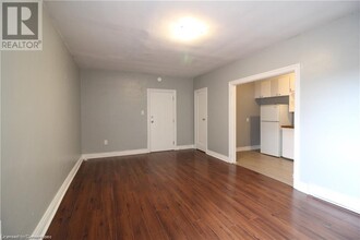 227 James St N in Hamilton, ON - Building Photo - Building Photo