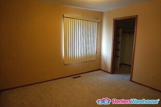 13824 79th Ave N in Osseo, MN - Building Photo - Building Photo
