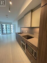 19 Western Battery Rd in Toronto, ON - Building Photo - Building Photo