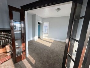 951 Royal Rd in Cleveland, OH - Building Photo - Building Photo