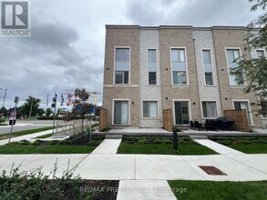 3 Mable Smith Wy in Vaughan, ON - Building Photo - Building Photo