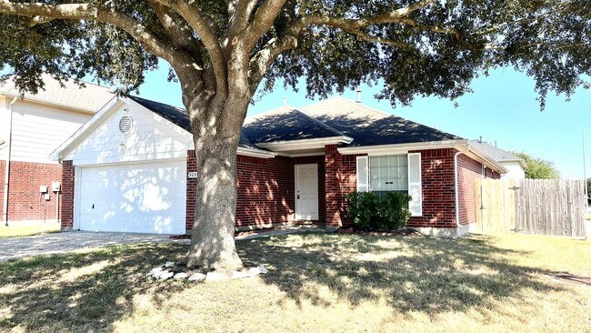 9202 Aberdeen Lake Dr in Houston, TX - Building Photo - Building Photo