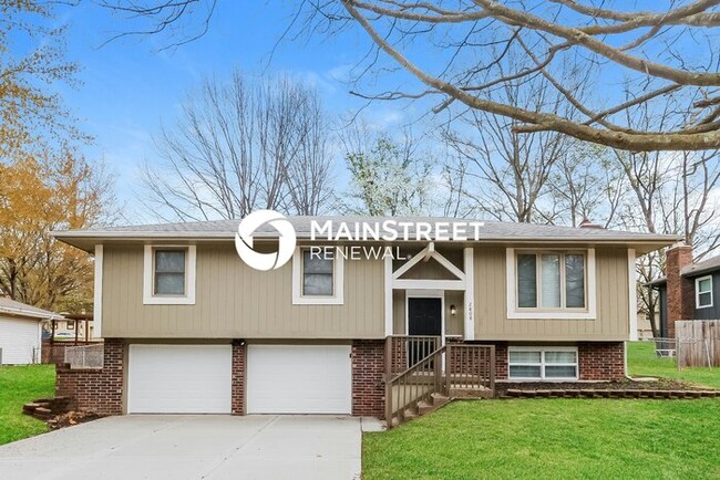 property at 2808 SE 2nd St