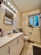 Spacious 5 bed, 2 bath Home in a Great Fort Collins Location! in Fort Collins, CO - Building Photo - Building Photo