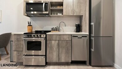 3022 Zuni St, Unit 207 in Denver, CO - Building Photo - Building Photo