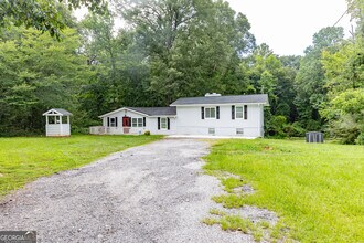 1594 Pates Creek Rd in Stockbridge, GA - Building Photo - Building Photo