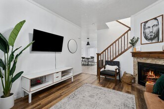 13571 Florenza Way in Draper, UT - Building Photo - Building Photo