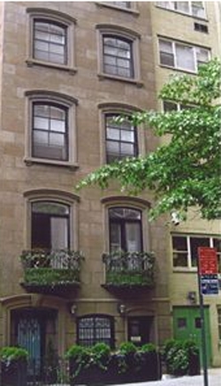 104 E 36th St in New York, NY - Building Photo