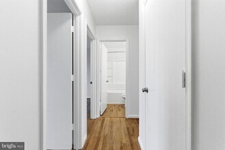 233 Nottoway Dr in Stephens City, VA - Building Photo - Building Photo