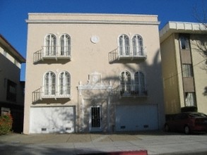 506 Almer Rd in Burlingame, CA - Building Photo - Building Photo