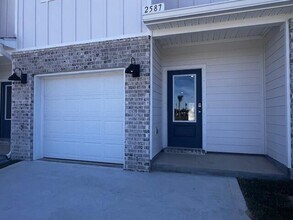 2587 Cliff Hollow Cir in Gulf Breeze, FL - Building Photo - Building Photo