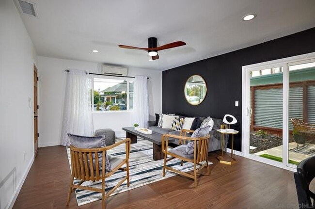 1259 Orkney Ln in Encinitas, CA - Building Photo - Building Photo