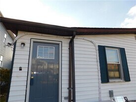 517 Euclid Ave in Canonsburg, PA - Building Photo