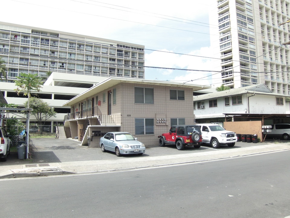 528 Lauiki St in Honolulu, HI - Building Photo