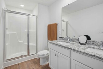 Elio at Research Park in Huntsville, AL - Foto de edificio - Building Photo