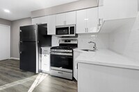 1425 S Vogdes St photo'