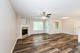 40 Rachel Cove in Somerville, TN - Foto de edificio - Building Photo