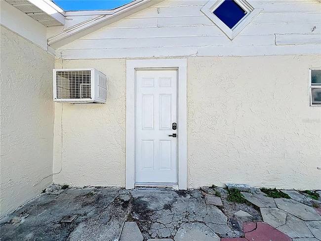 property at 944 18th Ave S