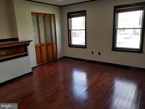 445 W 6th Ave in Conshohocken, PA - Building Photo - Building Photo