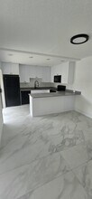 217 2nd Terrace in Palm Beach Gardens, FL - Building Photo - Building Photo