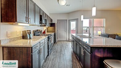 650 S Main St in Fort Worth, TX - Building Photo - Building Photo