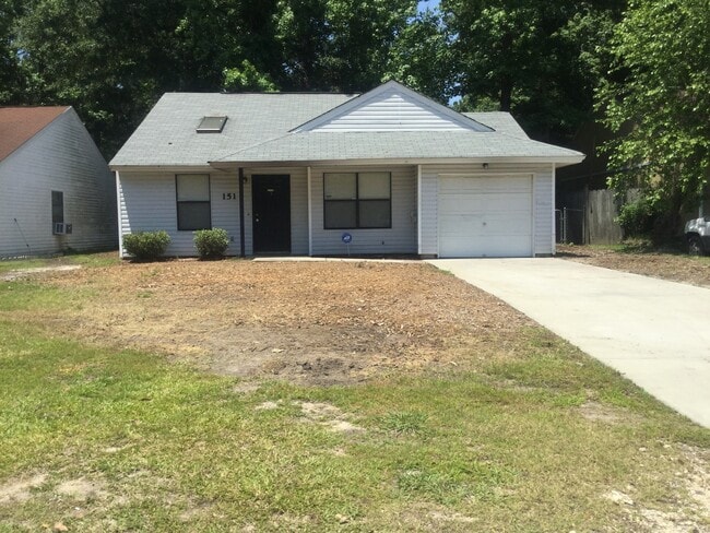 151 Mickler Dr in Ladson, SC - Building Photo - Building Photo