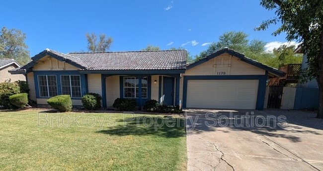 property at 1173 E Del Rio St