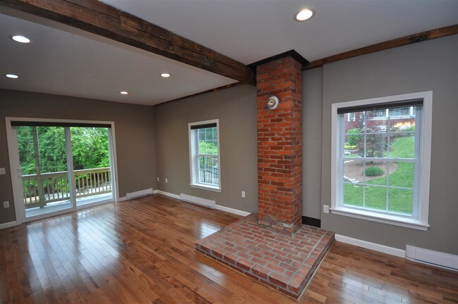 16 Central St-Unit -1B in Bristol, NH - Building Photo - Building Photo