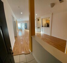 4860 Eisenhower Ave in Alexandria, VA - Building Photo