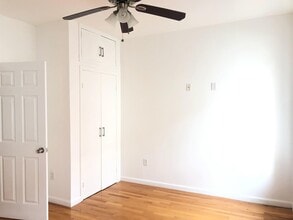 163 Baldwin Ave in Jersey City, NJ - Building Photo - Building Photo