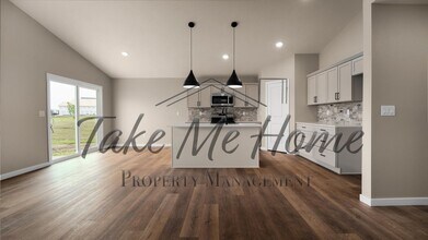 475 S Smt Dr in Willard, MO - Building Photo - Building Photo