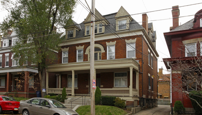 347 S Fairmount St in Pittsburgh, PA - Building Photo - Building Photo