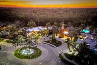 9072 Covina Dr N in Naples, FL - Building Photo - Building Photo