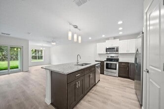 59 Wellstream Ln, Unit #A in Palm Coast, FL - Foto de edificio - Building Photo