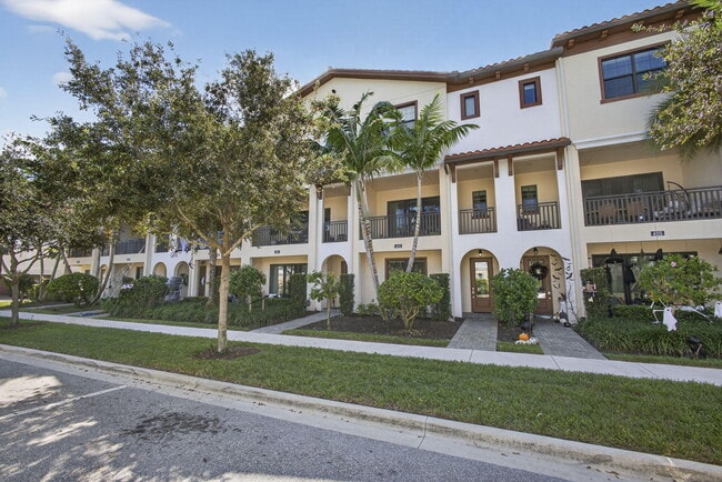 4113 Faraday Wy in Palm Beach Gardens, FL - Foto de edificio - Building Photo
