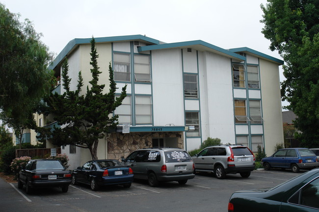 Belle Ami Apartments in Fremont, CA - Building Photo - Building Photo