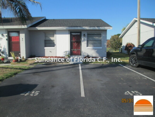 45 Lake Villa Way in Kissimmee, FL - Building Photo - Building Photo