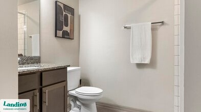 4985 Eastwood Greens St, Unit 11-301 in Ft. Myers, FL - Foto de edificio - Building Photo