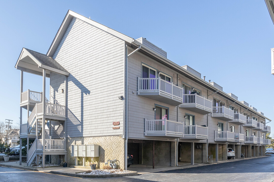 631 Ocean Ave in Bradley Beach, NJ - Building Photo