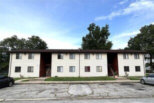 103 S 9th St, Unit 102 S 9th St- 13 in New Baden, IL - Building Photo