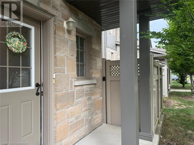 931 Glasgow St in Kitchener, ON - Building Photo - Building Photo