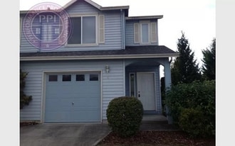 3625 NE 157th Ave, Unit B in Portland, OR - Building Photo